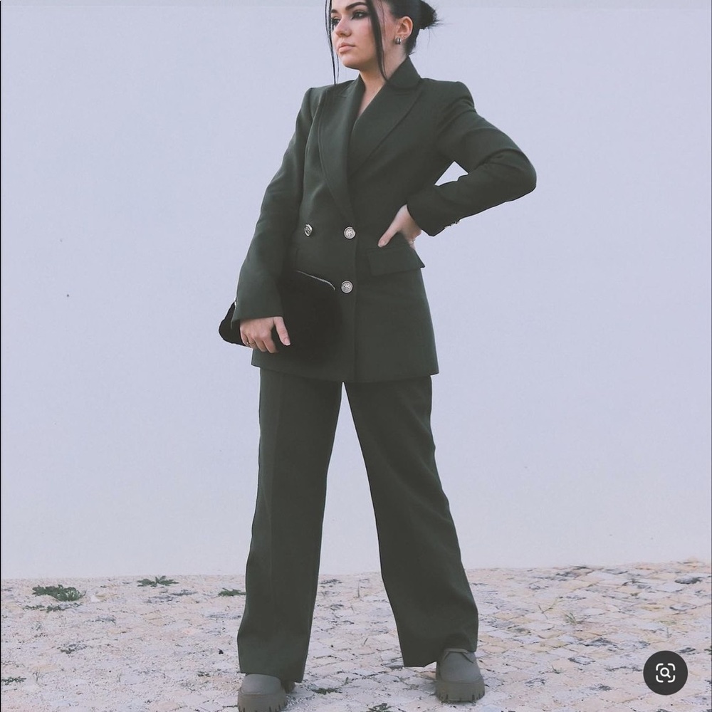 Zara set blazer and pants blogger’s fav